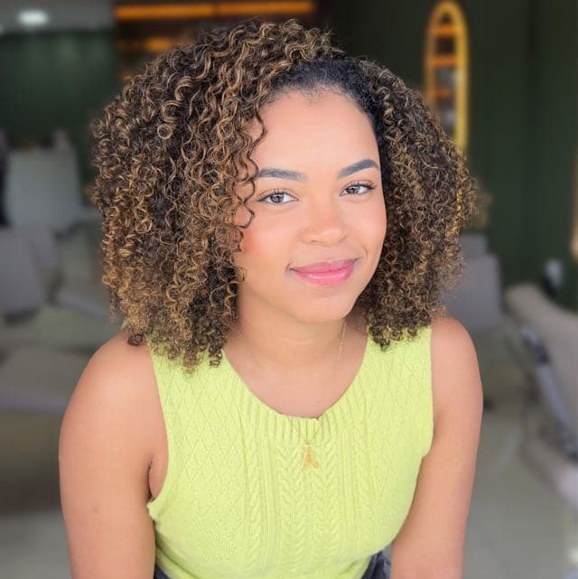 Retrato de Adriene Soares